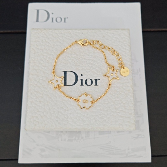 Dior Gold Star and Flower Charm Bracelet - Picture 2 of 2